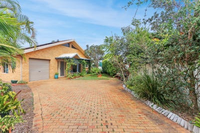 /international/au/26b-budgeree-street-tea-gardens-nsw-150891408/