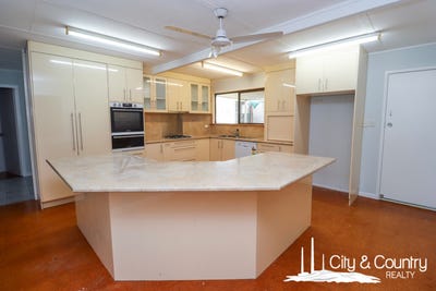 /international/au/5-sixth-avenue-mount-isa-qld-151361232/