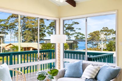 /international/au/53-fauna-avenue-long-beach-nsw-151382016/