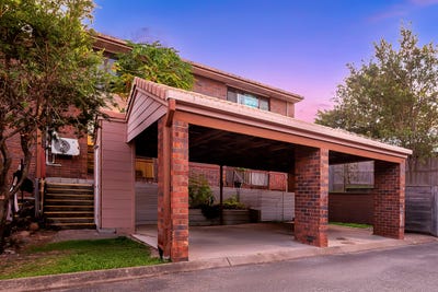 /international/au/12-10-damalis-street-woodridge-qld-150732316/