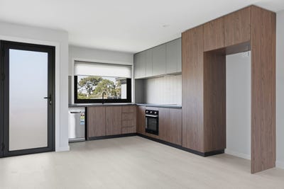 /international/au/9-10-34-alanvale-road-newnham-tas-150650340/
