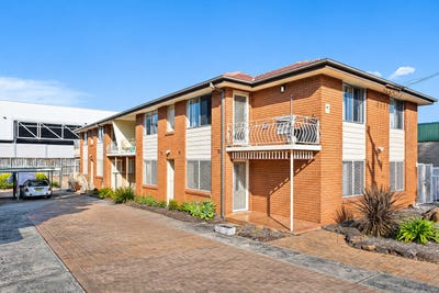 /international/au/7-23-first-avenue-south-warrawong-nsw-152692316/