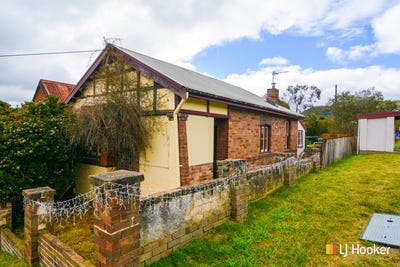 /international/au/1-calero-street-lithgow-nsw-151248544/