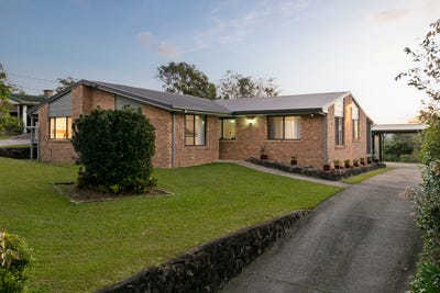 /international/au/269-panorama-drive-rosemount-qld-148536016/