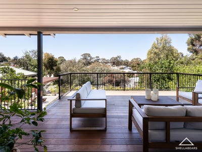 /international/au/26-ridge-street-wembley-downs-wa-152634276/