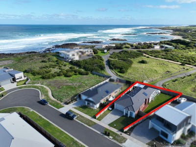 /international/au/19-bowker-court-port-fairy-vic-150708324/