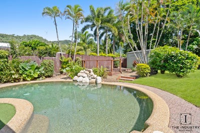 /international/au/11-beaver-street-clifton-beach-qld-150817392/