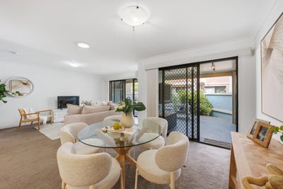 /international/au/66-6-harbourview-court-raby-bay-qld-151141448/