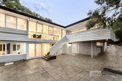 /international/au/28-falconer-street-glen-waverley-vic-152631516/