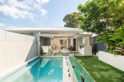 /international/au/2a-short-street-woolooware-nsw-150806900/