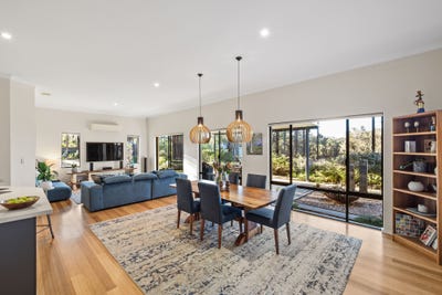 /international/au/4-bushland-rise-margaret-river-wa-151507452/