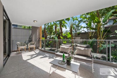 /international/au/5-133-dornoch-terrace-highgate-hill-qld-150846476/