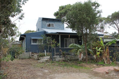 /international/au/46-sixth-avenue-kendenup-wa-700402580/