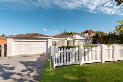 /international/au/14-brookland-court-molendinar-qld-150936260/
