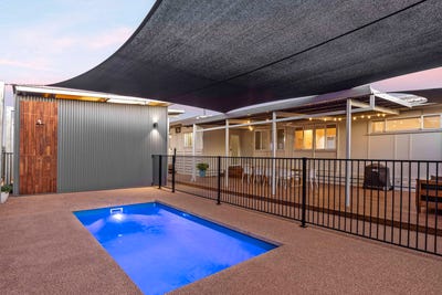 /international/au/27-nimitz-street-exmouth-wa-152337036/
