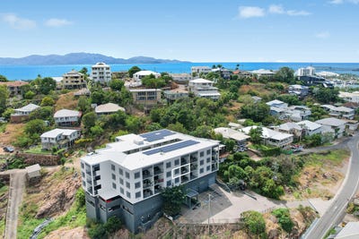 /international/au/15-23-melton-terrace-townsville-city-qld-151177320/