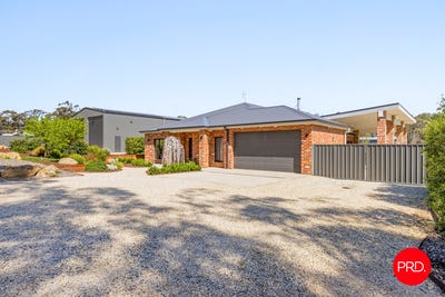 /international/au/37-stanley-crescent-kangaroo-flat-vic-152504908/