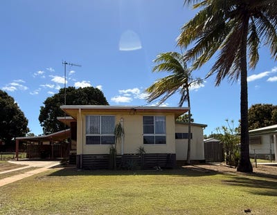 /international/au/22-oxley-drive-moranbah-qld-152196320/
