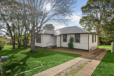 /international/au/11-third-avenue-rutherford-nsw-151342380/