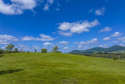 /international/au/5608-bruce-highway-tiaro-qld-151585632/