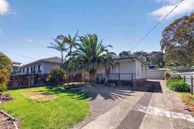 /international/au/139-golf-links-road-lakes-entrance-vic-152622760/