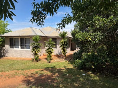 /international/au/14-alexandra-street-parkes-nsw-152618176/