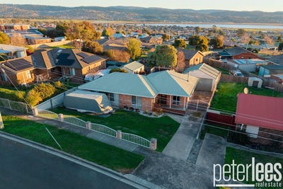 /international/au/23-wallace-street-newnham-tas-151608608/