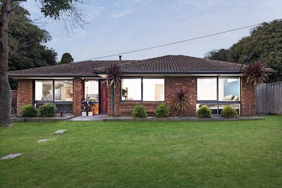 /international/au/2a-govan-street-langwarrin-vic-151289904/