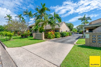 /international/au/30-21-31-poinciana-street-holloways-beach-qld-151122888/