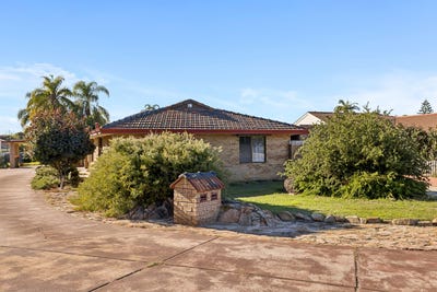 /international/au/8a-malcolm-ct-noranda-wa-151160984/