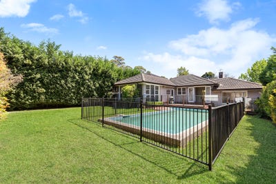 /international/au/6-bunyana-avenue-wahroonga-nsw-152647232/