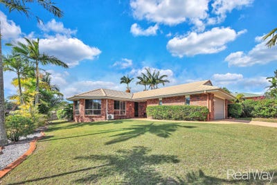 /international/au/18-tropicana-drive-avoca-qld-151442256/