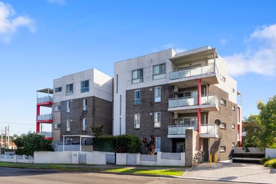 /international/au/8-272-276-railway-terrace-guildford-nsw-150855816/