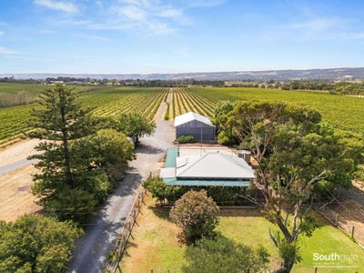 /international/au/28-bayliss-road-whites-valley-sa-700399360/