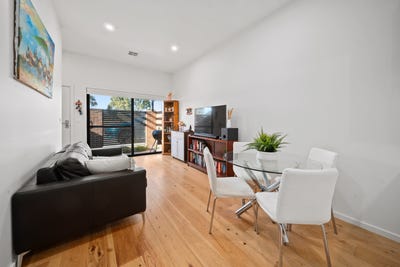 /international/au/43-33-braybrooke-street-bruce-act-148078756/
