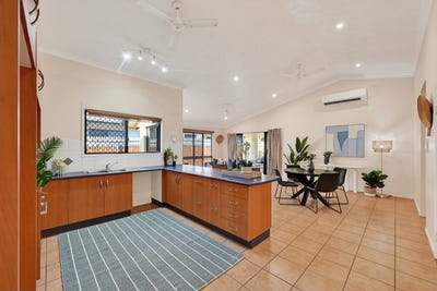 /international/au/14-dotterel-close-douglas-qld-151408144/