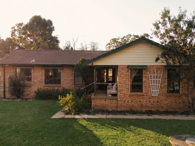 /international/au/210-dwyer-road-leppington-nsw-151094436/