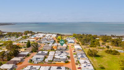 /international/au/21-cujong-road-falcon-wa-151217348/
