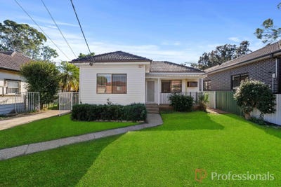 /international/au/5-atkins-avenue-carramar-nsw-148392616/