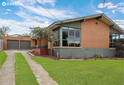 /international/au/7-carcoola-crescent-portland-vic-151137428/