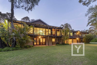 /international/au/80-lagoon-drive-yallingup-wa-152667820/