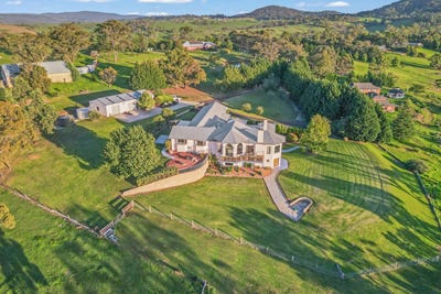 /international/au/195-mckanes-falls-road-south-bowenfels-nsw-700400520/