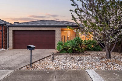 /international/au/31-wakefields-drive-brookfield-vic-152569592/