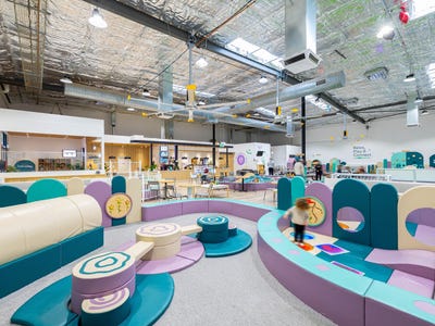 /international/au/eden-play-93c-childs-road-mill-park-vic-505147156/
