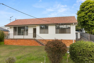 /international/au/11-kaleen-street-charlestown-nsw-151397088/