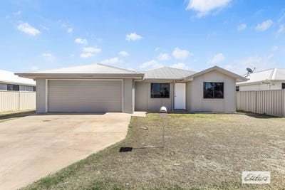 /international/au/15-lauren-drive-emerald-qld-148536656/