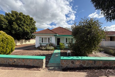 /international/au/48-adam-street-katanning-wa-152507076/