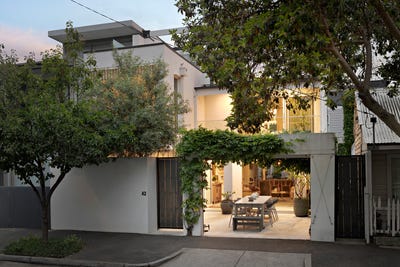 /international/au/42-station-street-port-melbourne-vic-152557148/