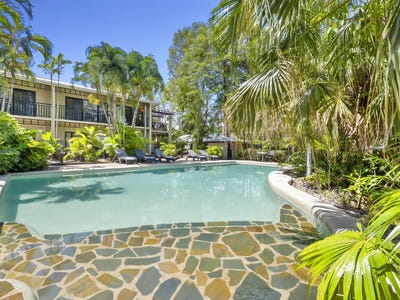 /international/au/19-19-23-trinity-beach-road-trinity-beach-qld-152644032/