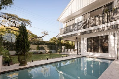 /international/au/57-manson-road-hendra-qld-152156640/